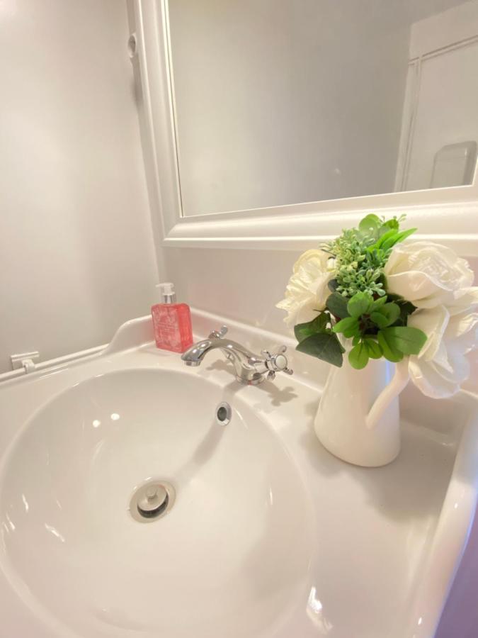 Le Vieux Moulin Bed & Breakfast Bouhet Екстериор снимка