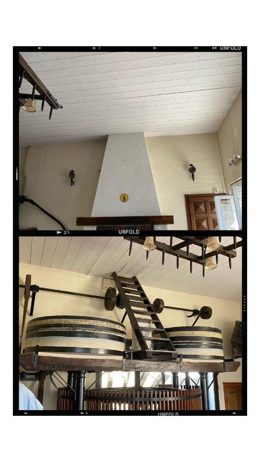 Le Vieux Moulin Bed & Breakfast Bouhet Екстериор снимка