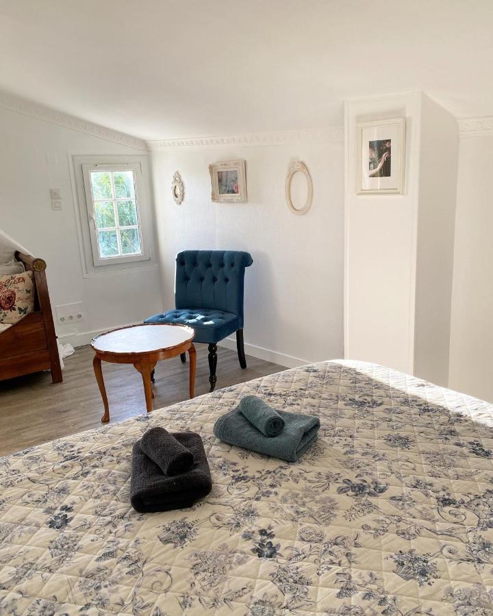 Le Vieux Moulin Bed & Breakfast Bouhet Екстериор снимка