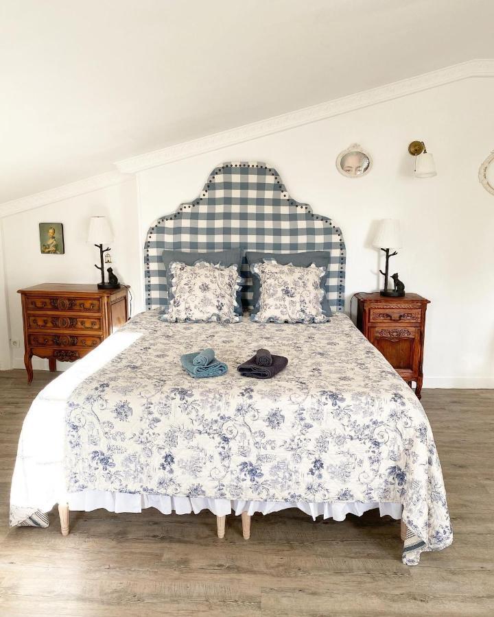 Le Vieux Moulin Bed & Breakfast Bouhet Екстериор снимка